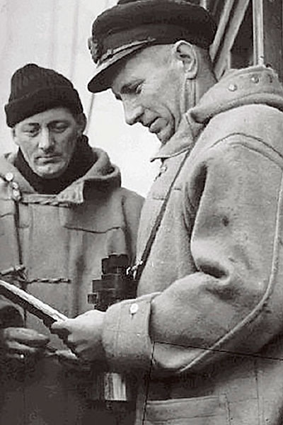 Моряки в дафлкотах Original Montgomery