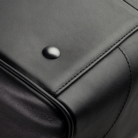 Loake Burghley Overnight Bag Black